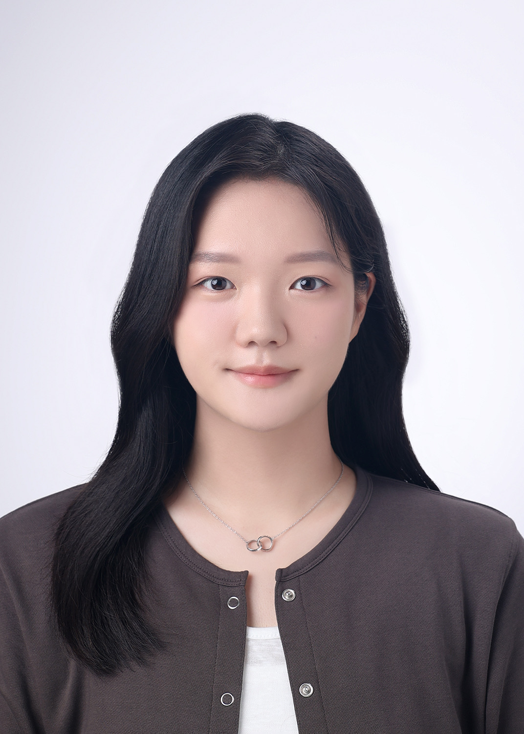 최윤서